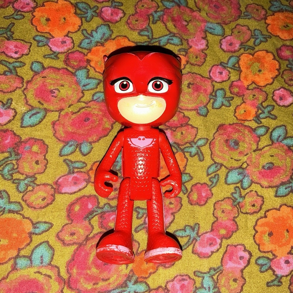 PJ MASKS Owlette Action Figure Just Play Red Figurine Sits Stands Moves